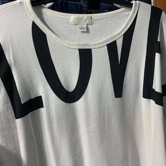 Never used sweatshirt - Picture 4 of 4